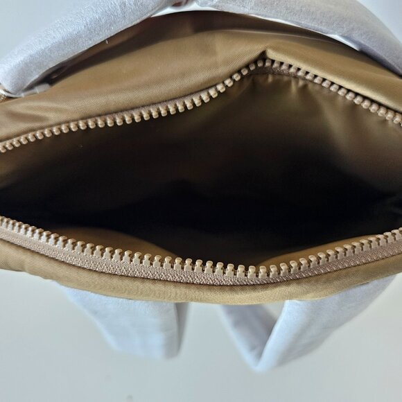 NWT LULULEMON ARTF/RWLI Sand Brown Lightweight New Crew Backpack OS - Picture 9 of 11